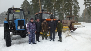 Не исправен поворот - трактор в поле не пойдет!