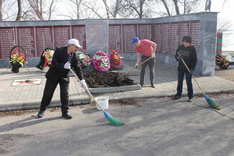 Жители города Козловка приняли активное участие в Всероссийском экологическом субботнике