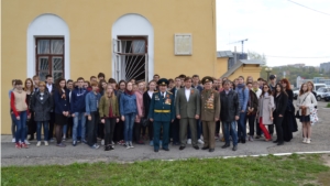 В Чебоксарском художественном училище прошел митинг памяти героя советского союза А.Н. Боголюбова