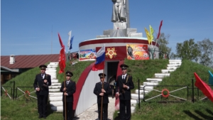 Праздничный митинг в селе Комсомольское