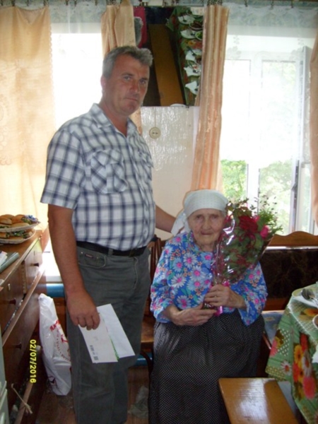 2 июля поздравления с почтенным юбилеем - 90-летием принимала жительница села Рындино Прасковья Петровна Бикина