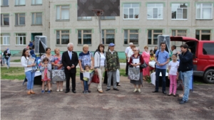 В Калининском районе г.Чебоксары продолжаются культурно-развлекательные мероприятия во дворах