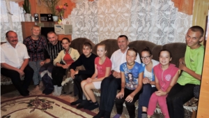 Посещение многодетной семьи Александровых
