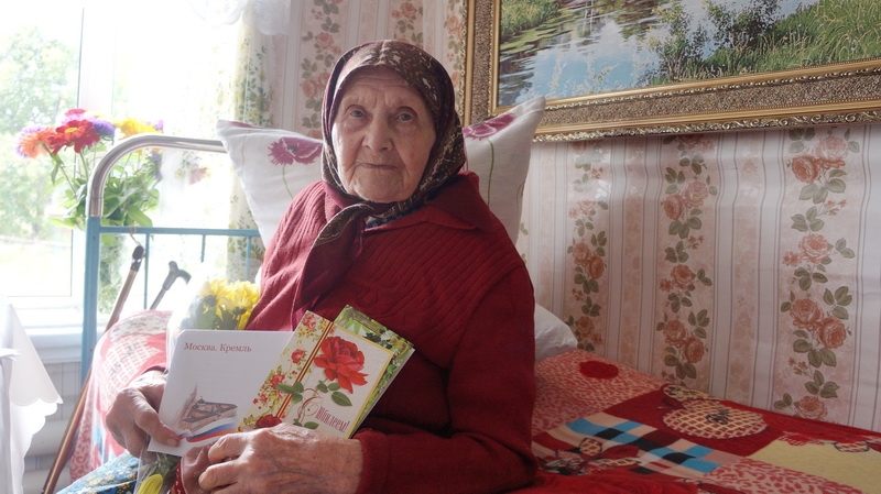 Поздравления с 90-летним юбилеем принимала жительница с. Напольное Татьяна Ивановна Табакова