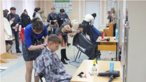 Районный конкурс «Лучший по профессии» среди парикмахеров «Золотые ножницы»