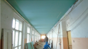 Продолжается капитальный ремонт здания начальной Урмарской школы