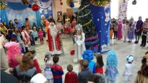 Новогоднее представление в Центральном Доме культуры п. Кугеси