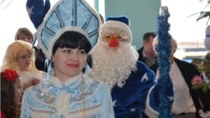 Новогодняя елка главы администрации Порецкого района, в которой приняли участие лучшие учащиеся школ Поречья
