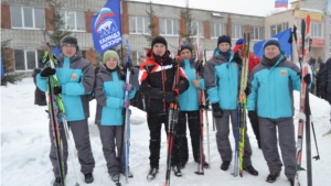 Сотрудники Минэкономразвития Чувашии приняли участие массовом оздоровительном забеге на лыжах