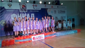 Баскетболистки МБОУ «Сутчевская СОШ» стали бронзовыми призерами «КЭС-БАСКЕТ»