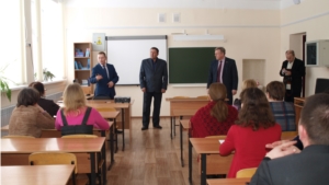 Министр Александр Коршунов в рамках Единого информационного дня посетил Шемуршинский район