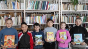 Библиотеки  Шумерлинского района приняли активное участие в республиканской акции  «Читаем лучшее: 2017 секунд чтения!»