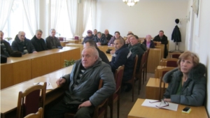 В зале заседания администрации Урмарского района состоялось совещание пчеловодов