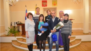 В отделе ЗАГС администрации Мариинско-Посадского района состоялось чествование семей, посвященное Дню защиты детей
