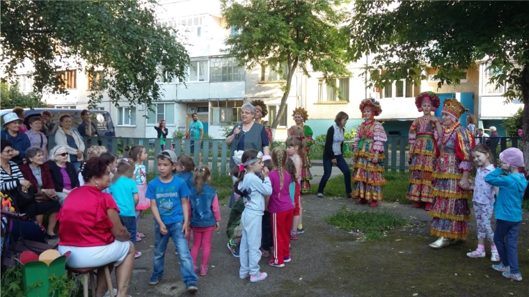 В ТОС «Гузовский» прошло праздничное мероприятие, приуроченное Дню семьи, любви и верности