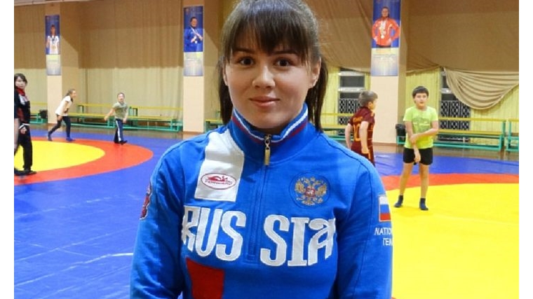 Вероника Чумикова выступит в международном турнире по вольной борьбе в Польше