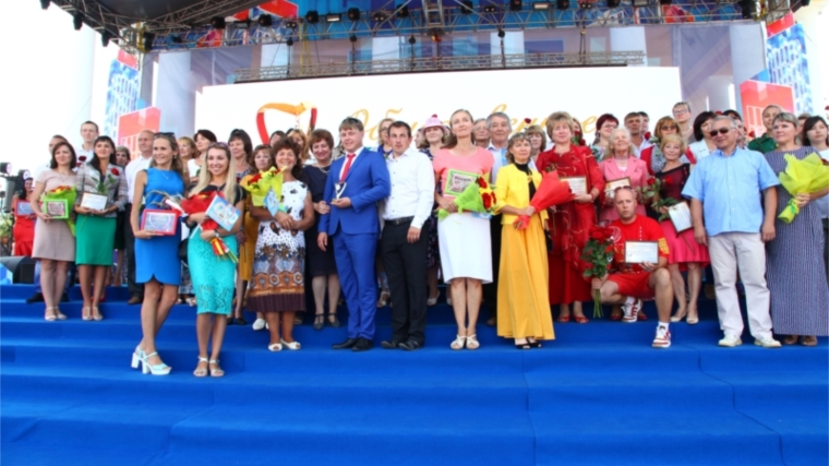 Чебоксары: в День города актуальные проекты и добрые дела чебоксарцев получат «Общественное признание»