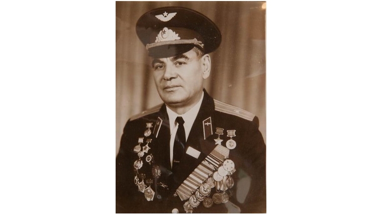 _В эти дни алатырцы вспоминают Героя Советского Союза П.Г. Макарова