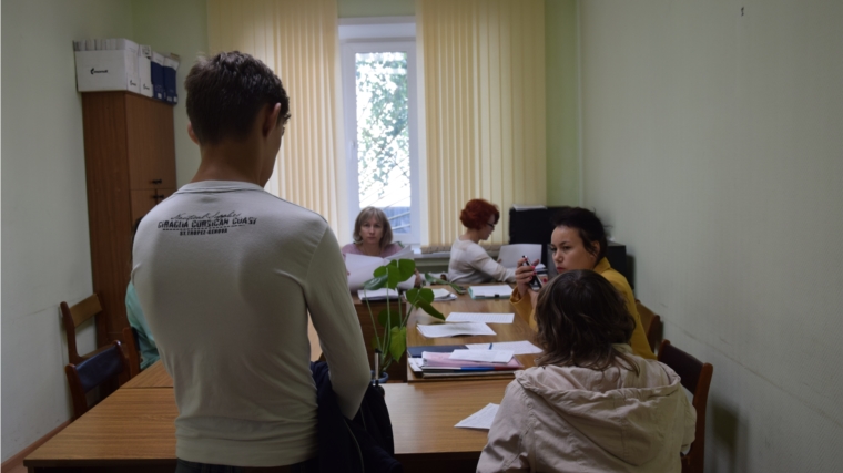 На заседании комиссии по делам несовершеннолетних и защите их прав рассмотрено 20 материалов об административном правонарушении