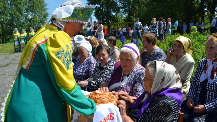 Погода в порецком чувашия. Глава администрации села Порецкое. Село Козловка Порецкий район Чувашской Республики. Козловка Чувашия Порецкое. Село Семеновское Порецкий район Чувашия школа.