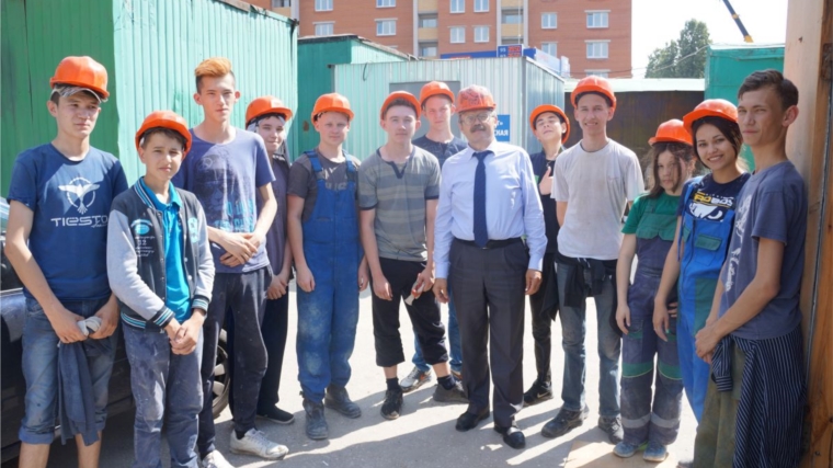 На базе Чебоксарского техникума ТрансСтройТех сформированы четыре студенческих строительных отряда