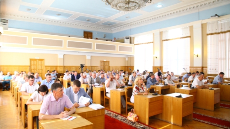 Городская планерка в Чебоксарах: общественный порядок, рейды в семьи, находящиеся в социально опасном положении, изменение тарифов на услуги ЖКХ