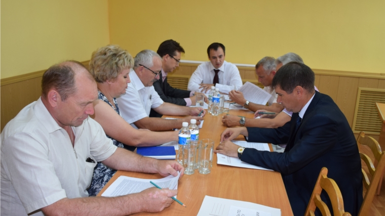 20 июля 2017 года в администрации города Шумерля состоялось первое заседание конкурсной комиссии на замещение должности главы администрации города Шумерля