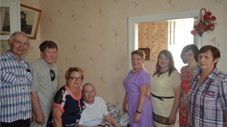 30 июля 2017 года 95-летний юбилей отметил участник Великой Отечественной войны, житель г.Шумерля Губанихин Николай Александрович