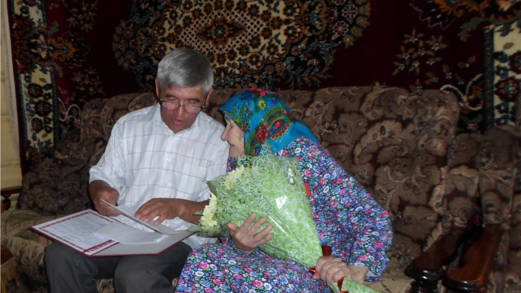 90-летний юбилей отметила жительница деревни Старое Шептахово Михайлова Зоя Тихоновна