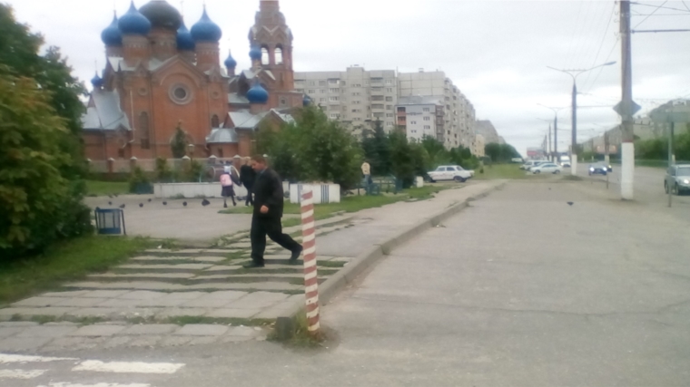В микрорайоне «Байконур» произведена очистка фонтана и уборка мусора на прилегающей территории
