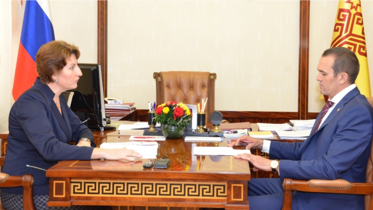 Михаил Игнатьев провел рабочую встречу с руководителем Контрольно-счетной палаты Чувашской Республики Светланой Аристовой