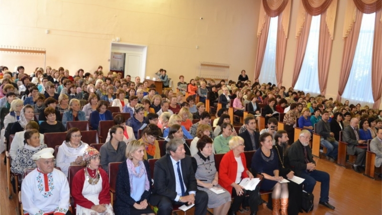 _Системное развитие программы «Социокультурные истоки» обсудили в Алатыре участники Всероссийской образовательной конференции