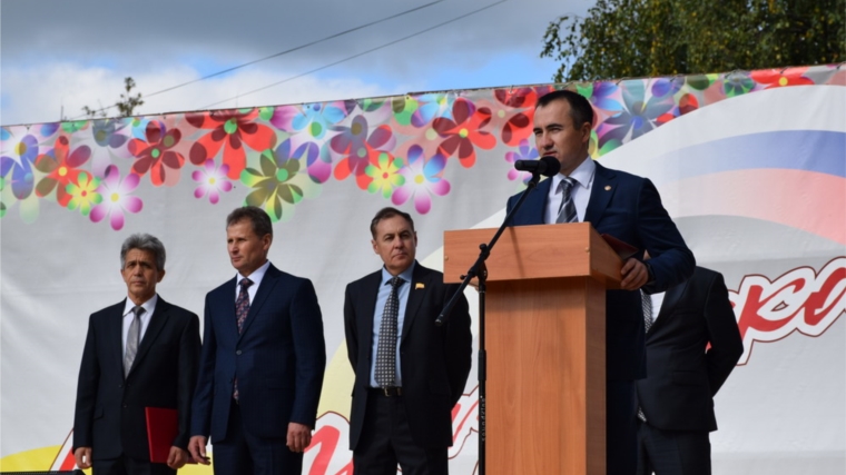 Министр Владимир Аврелькин поздравил шумерлинцев с 101-ой годовщиной города