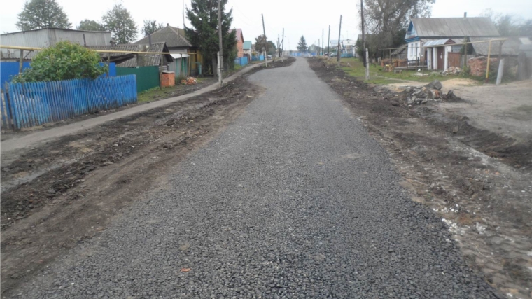 В Вурнарском районе завершается строительство дорог местного значения