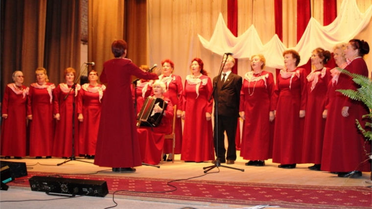 В Порецком РДК состоялся праздничный концерт, посвященный Дню пожилых людей