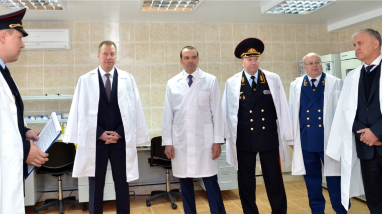 Михаил Игнатьев принял участие в открытии ДНК-лаборатории МВД по Чувашии