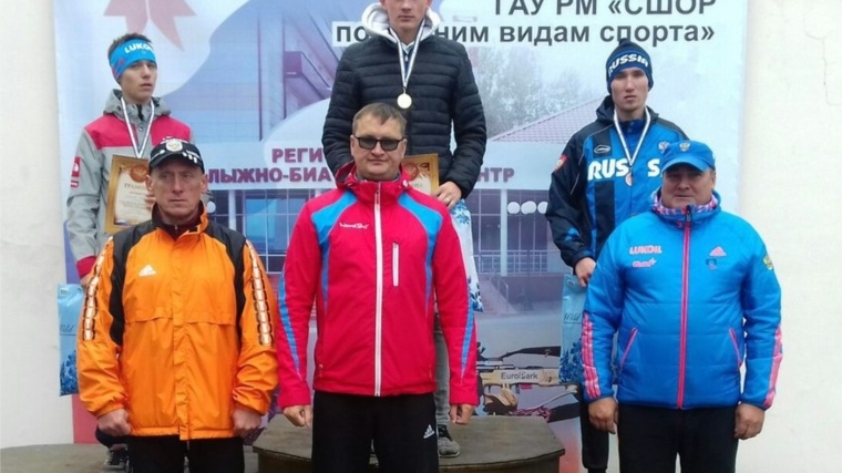 В Мордовии прошли соревнования по летнему двоеборью среди лыжников