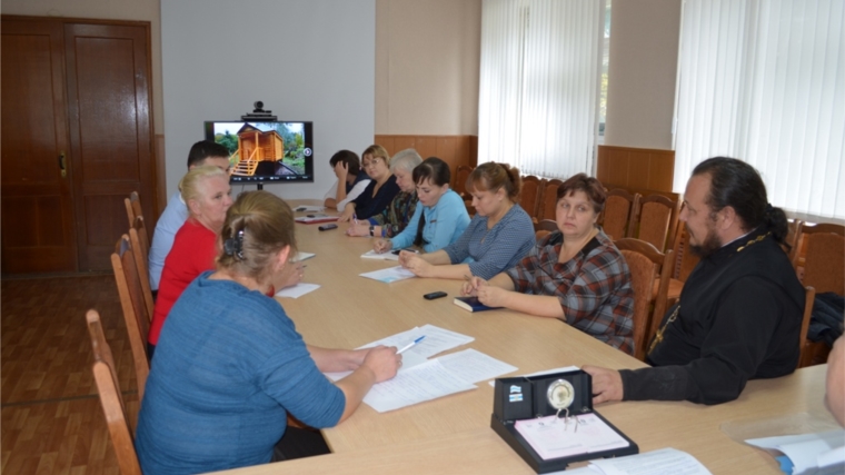 В администрации Мариинско-Посадского района состоялся организационный комитет по благоустройству комплекса Свято-Троицкого собора