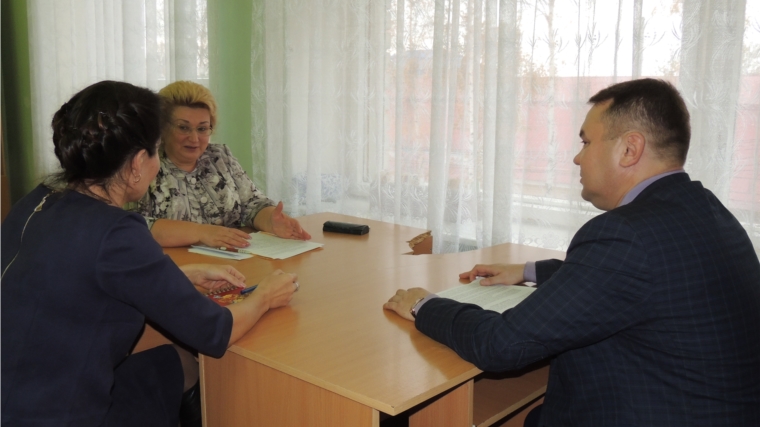 Уполномоченный по правам человека в Чувашской Республике Надежда Прокопьева провела прием граждан в Красночетайском районе