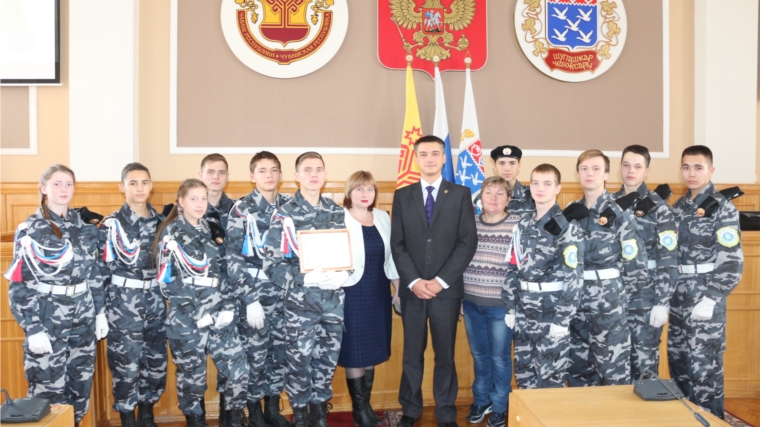 Столичные школьники получили сертификаты на образовательную поездку по программе «Дороги Победы»