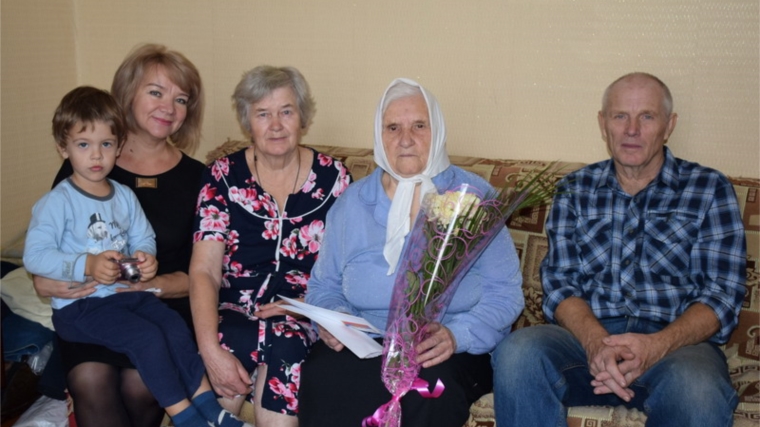Труженицы тыла, ветераны труда отпраздновали свой 90-летний юбилей