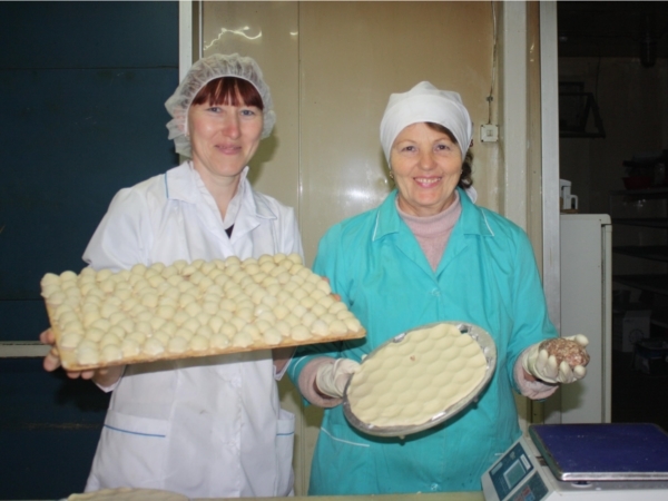 Тавар ассортименчĕ çĕнелсе пырать