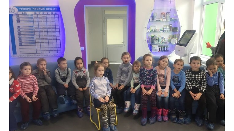 В рамках акции «Единство в наших сердцах» столичные дошколята посетили Городскую стоматологическую поликлинику
