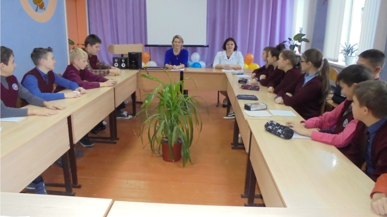 За круглым столом учащиеся Алтышевской средней школы обсудили вопросы сохранения собственного здоровья