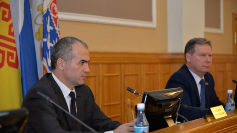 Глава администрации города Чебоксары Алексей Ладыков прокомментировал необходимость внесения изменений в городской бюджет