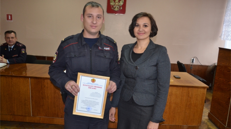 Поздравления с профессиональным праздником принимали участковые уполномоченные полиции межмуниципального отдела МВД «Алатырский»