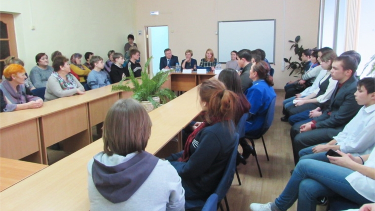С участием Уполномоченного по правам ребенка в Чувашской Республике в Шумерлинском центре для детей–сирот прошел День правовой помощи