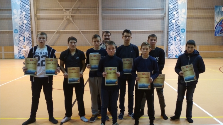 Команда Алманчинской СОШ стала победительницей первенства Красноармейского района по волейболу среди юношей 2002 г.р. и моложе