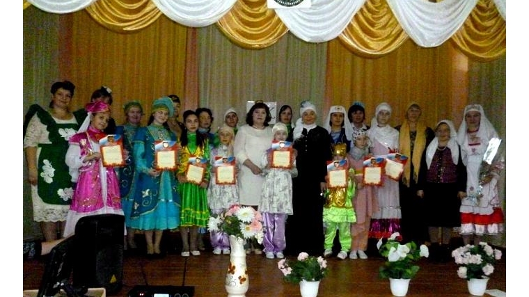 Праздничное мероприятие в честь Дня матери в рамках выездного заседания республиканской организации татарских женщин «Ак калфак»