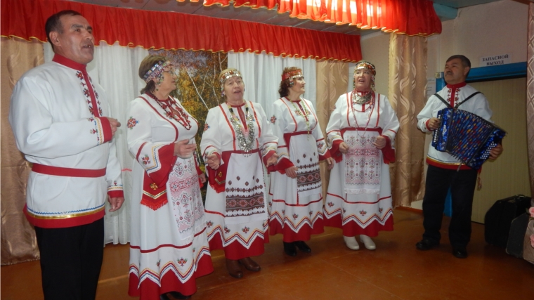 Праздничный вечер в Липовском сельском клубе, посвященный Дню Матери